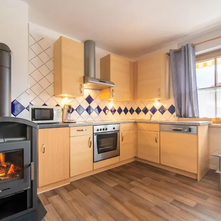 Larcher Apartment