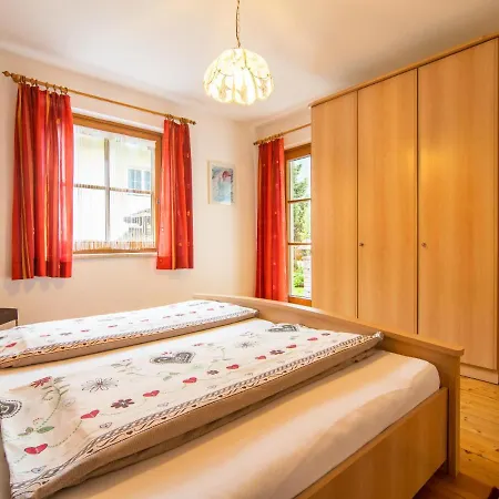 Larcher Apartment